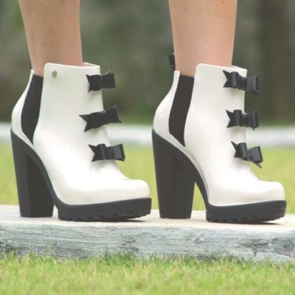 Karl Lagerfeld & Melissa Soldier Boot - Picture 1 of 2